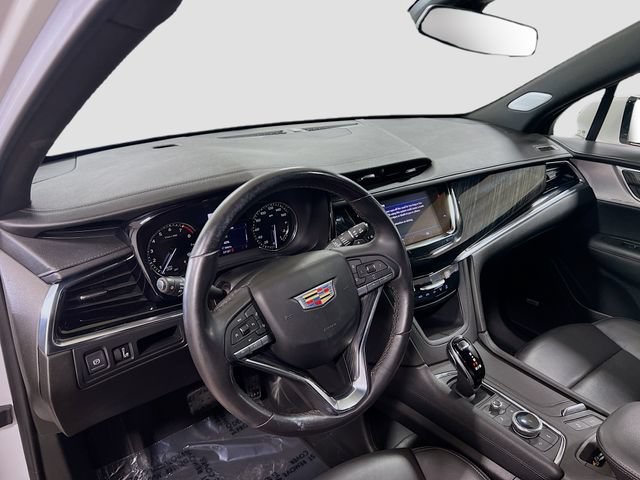 Used 2022 Cadillac XT6 Premium Luxury FWD image 9