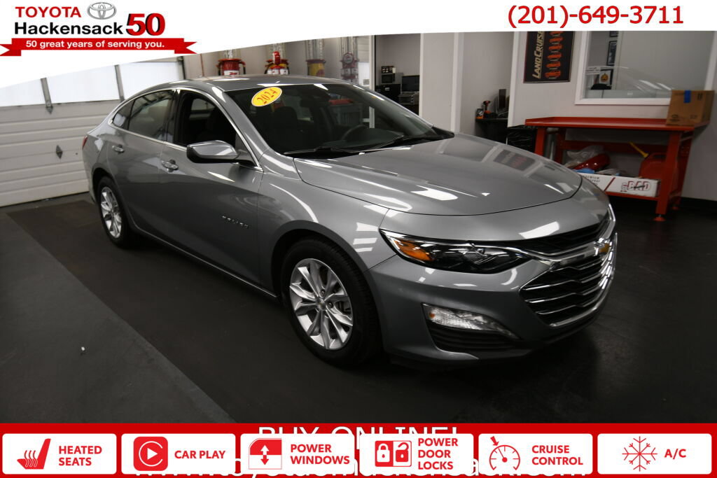 Used 2024 Chevrolet Malibu LT FWD image 1