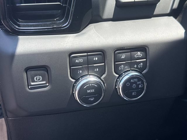 Certified 2024 GMC Sierra 2500 AT4 w/ AT4 Premium Plus Package AWD/4WD image 31