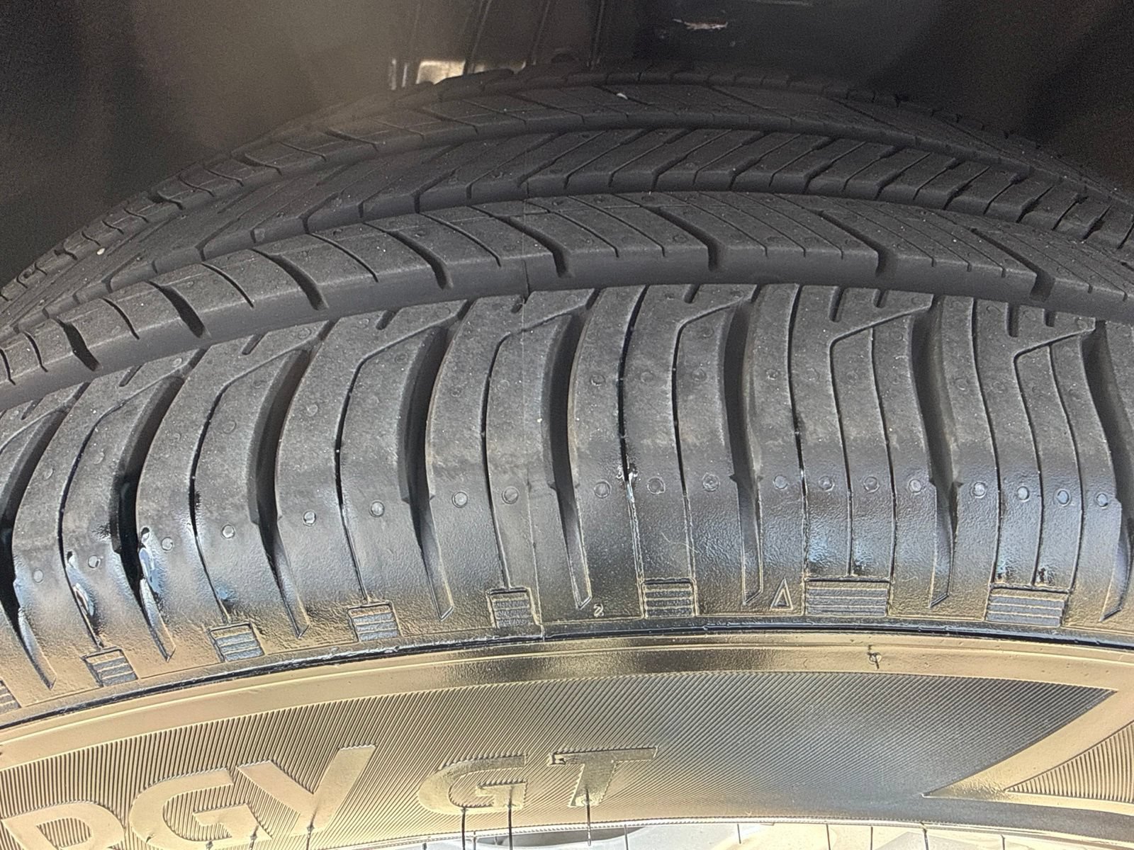 New 2026 Ford Explorer Active RWD image 11