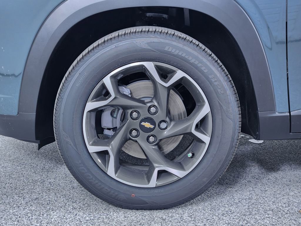 New 2026 Chevrolet Trax LT w/ Driver Confidence Package image 10