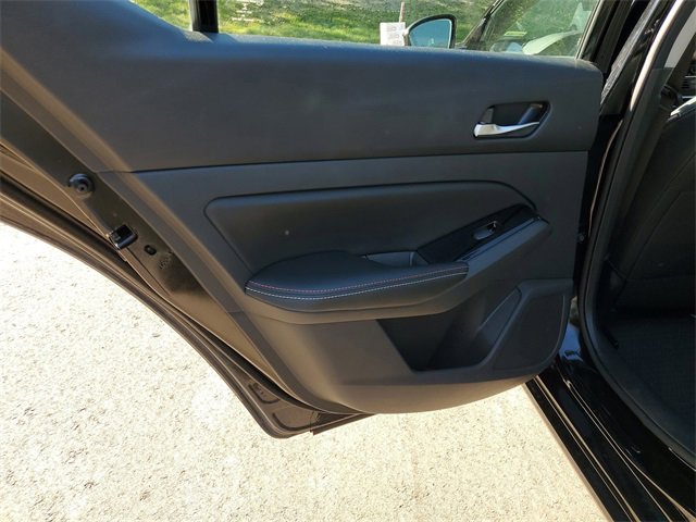 Used 2023 Nissan Altima 2.0 SR image 18