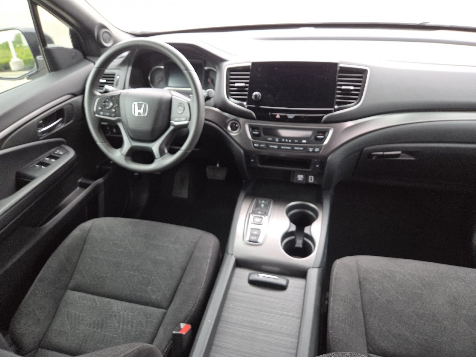 Used 2022 Honda Pilot Sport image 23