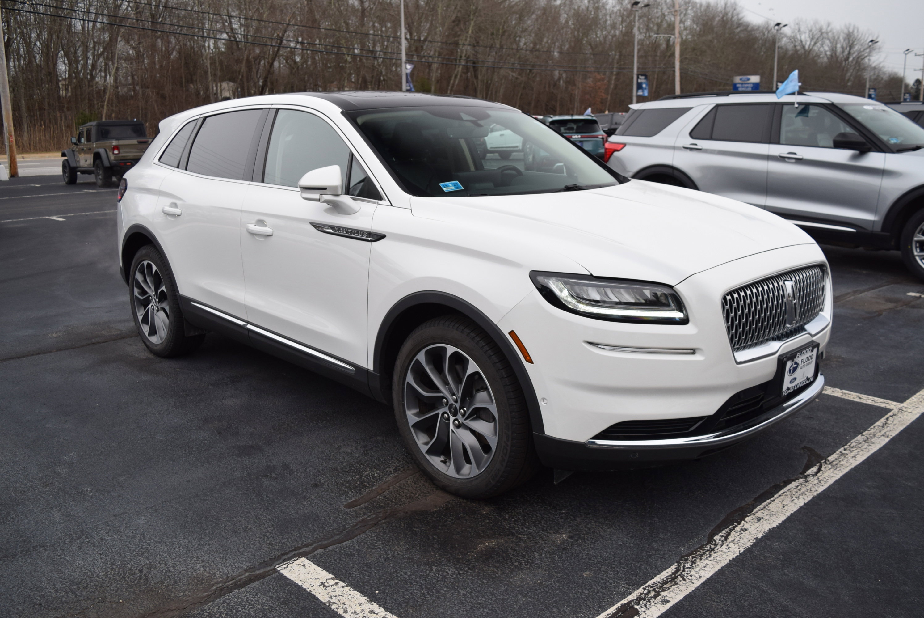 Used 2022 Lincoln Nautilus Reserve w/ Equipment Group 201A