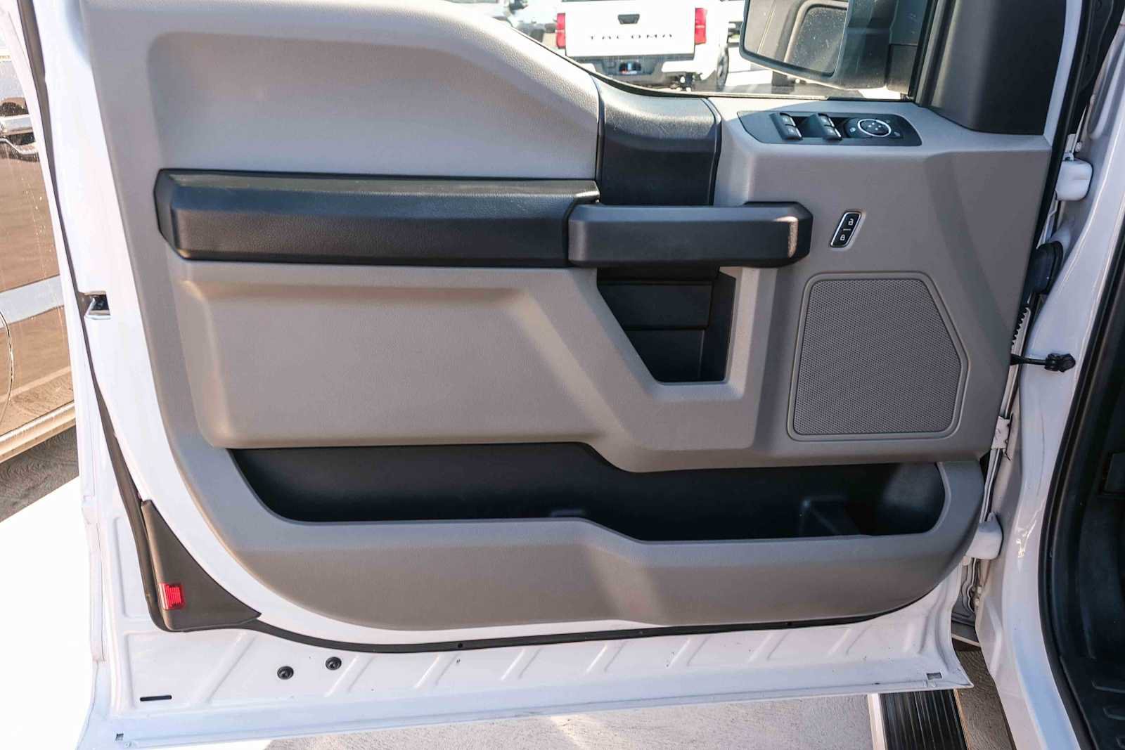 Used 2019 Ford F150 XL w/ Equipment Group 101A Mid RWD image 24