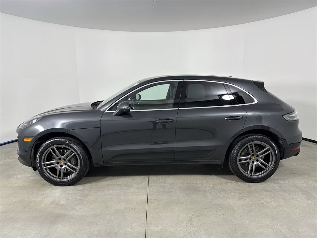 Certified 2021 Porsche Macan S image 2
