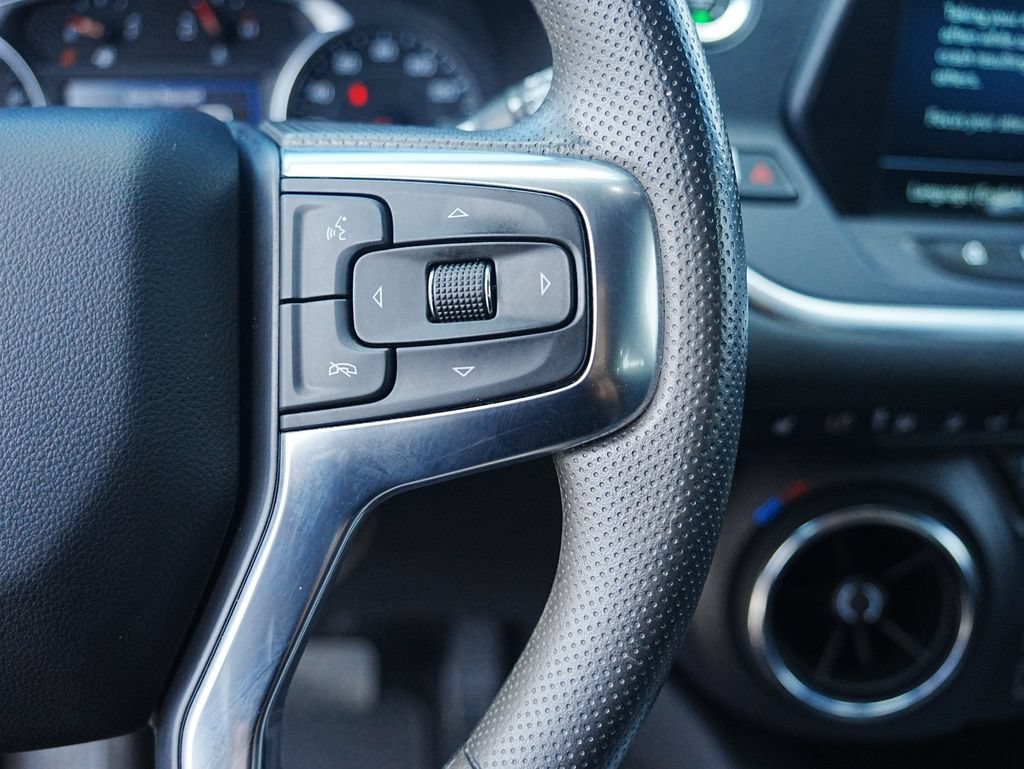 Used 2021 Chevrolet Blazer LT FWD image 12