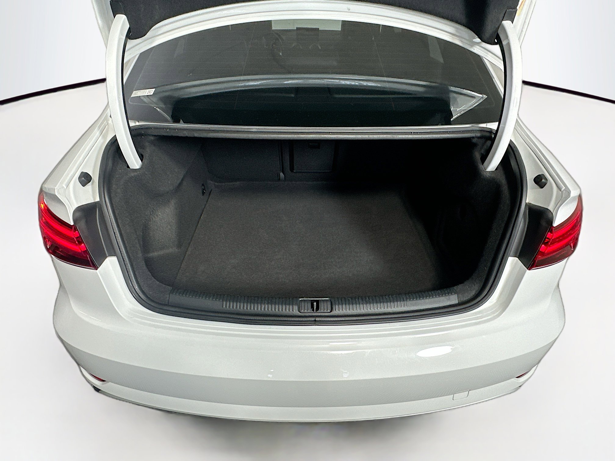 Used 2018 Audi A3 2.0T Premium w/ Convenience Package image 30