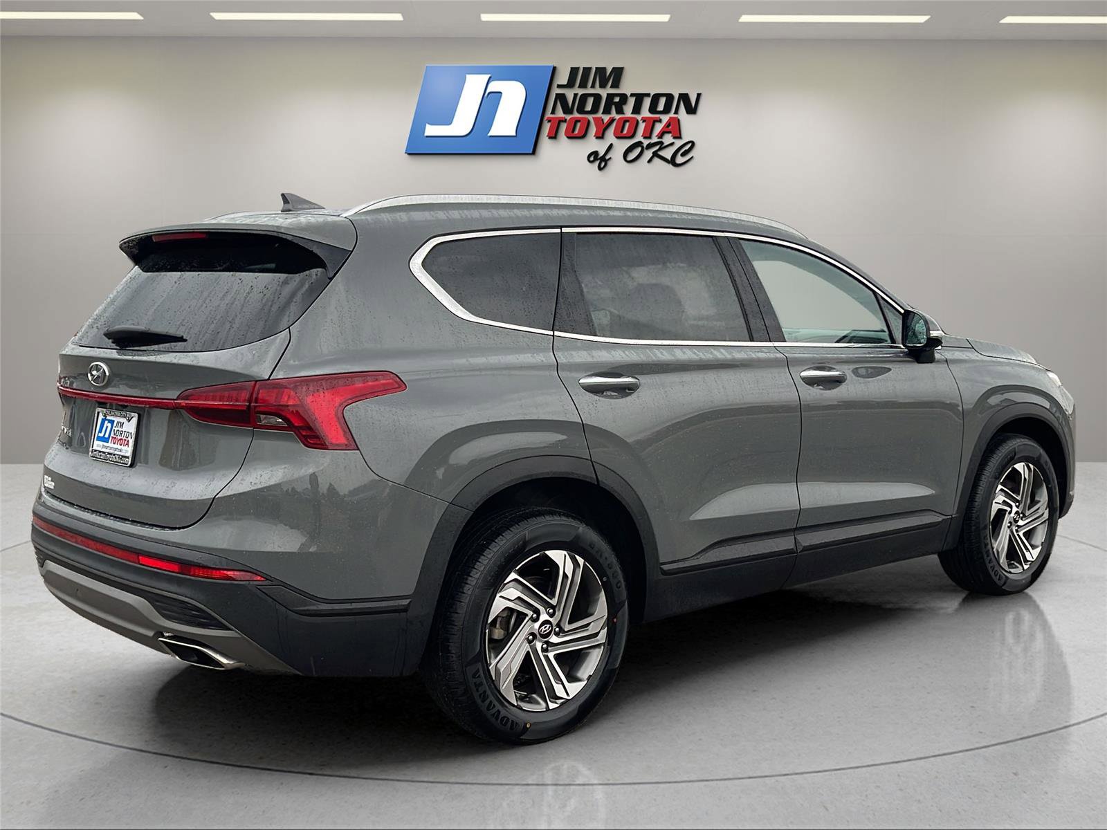 Used 2023 Hyundai Santa Fe SEL image 5