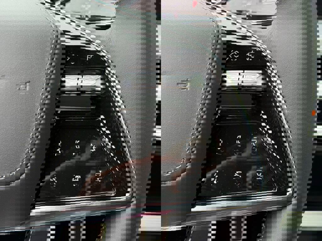 New 2026 Cadillac Lyriq V w/ Exterior Carbon Fiber Package image 27