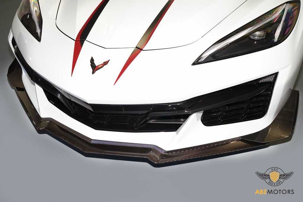 Used 2025 Chevrolet Corvette Z06 w/ Z07 Performance Package image 2