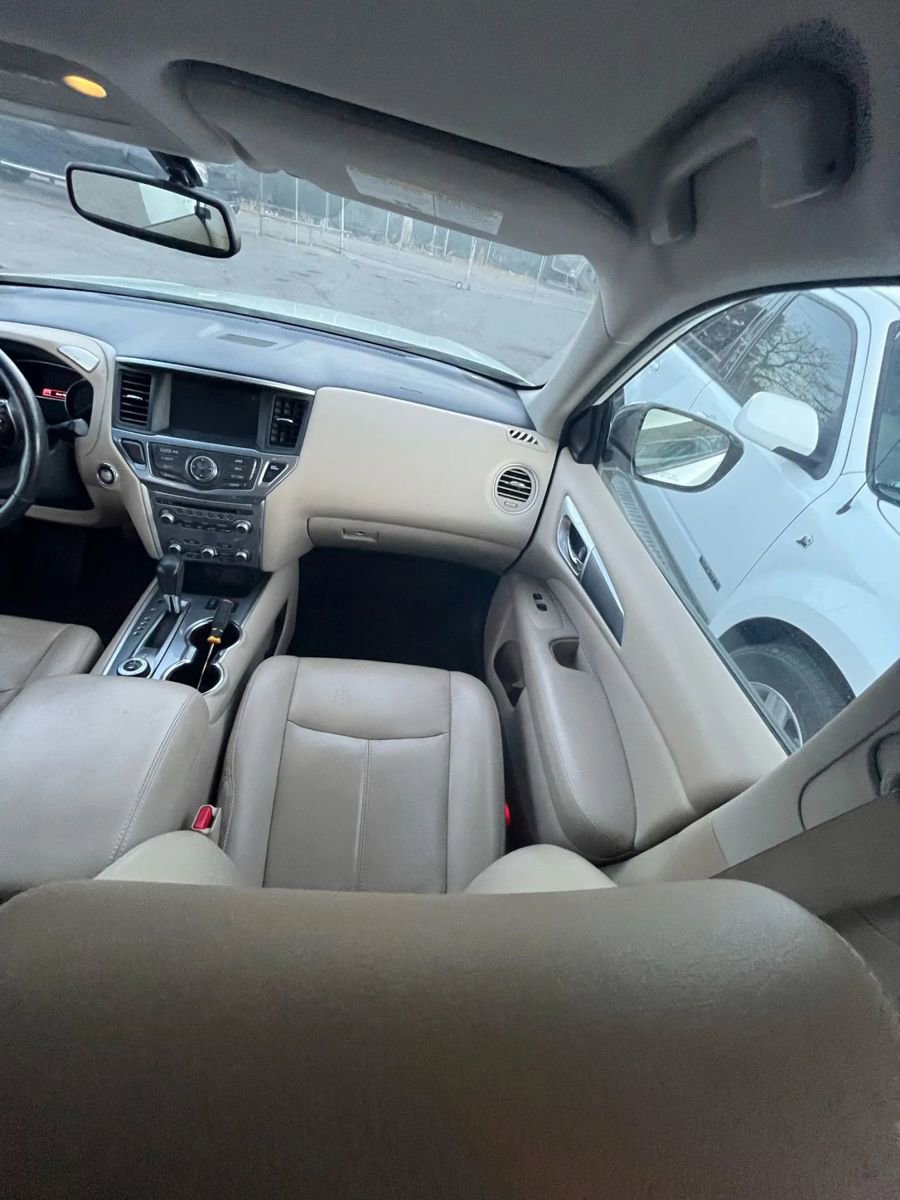 Used 2017 Nissan Pathfinder SL image 20