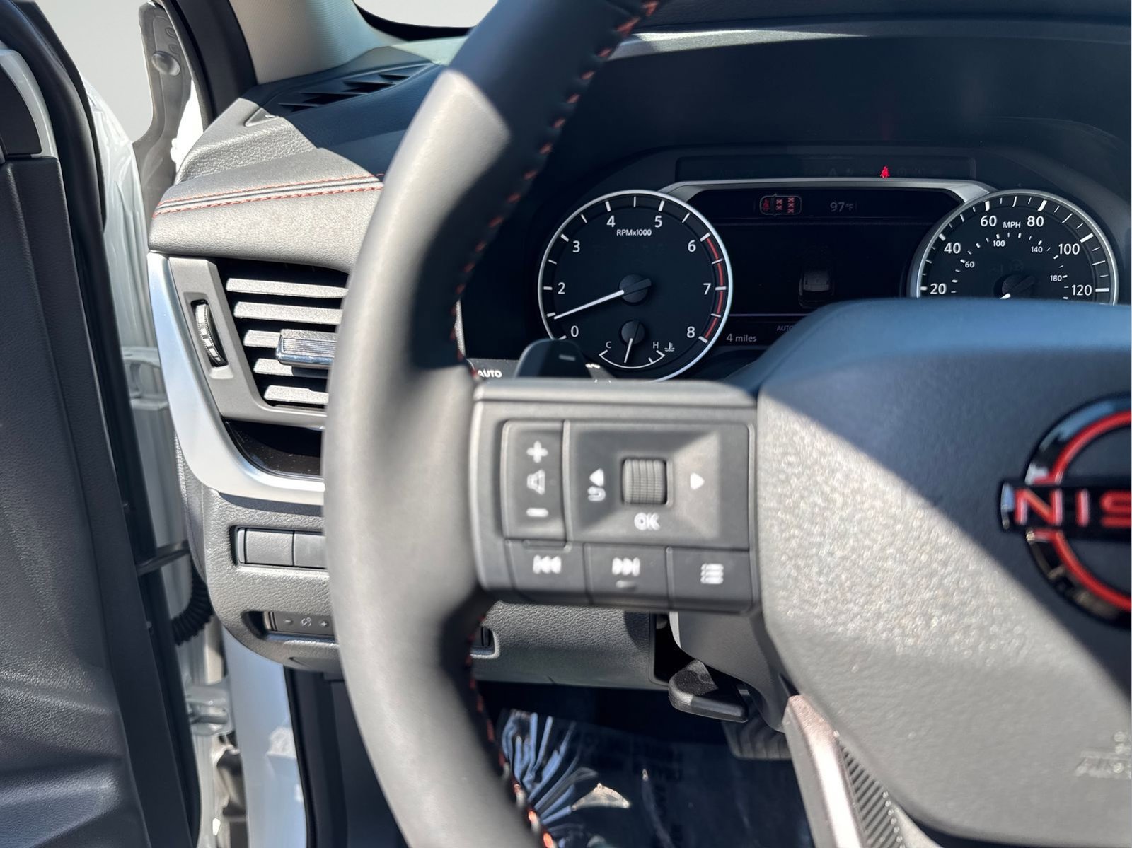 New 2026 Nissan Rogue SV AWD/4WD image 20
