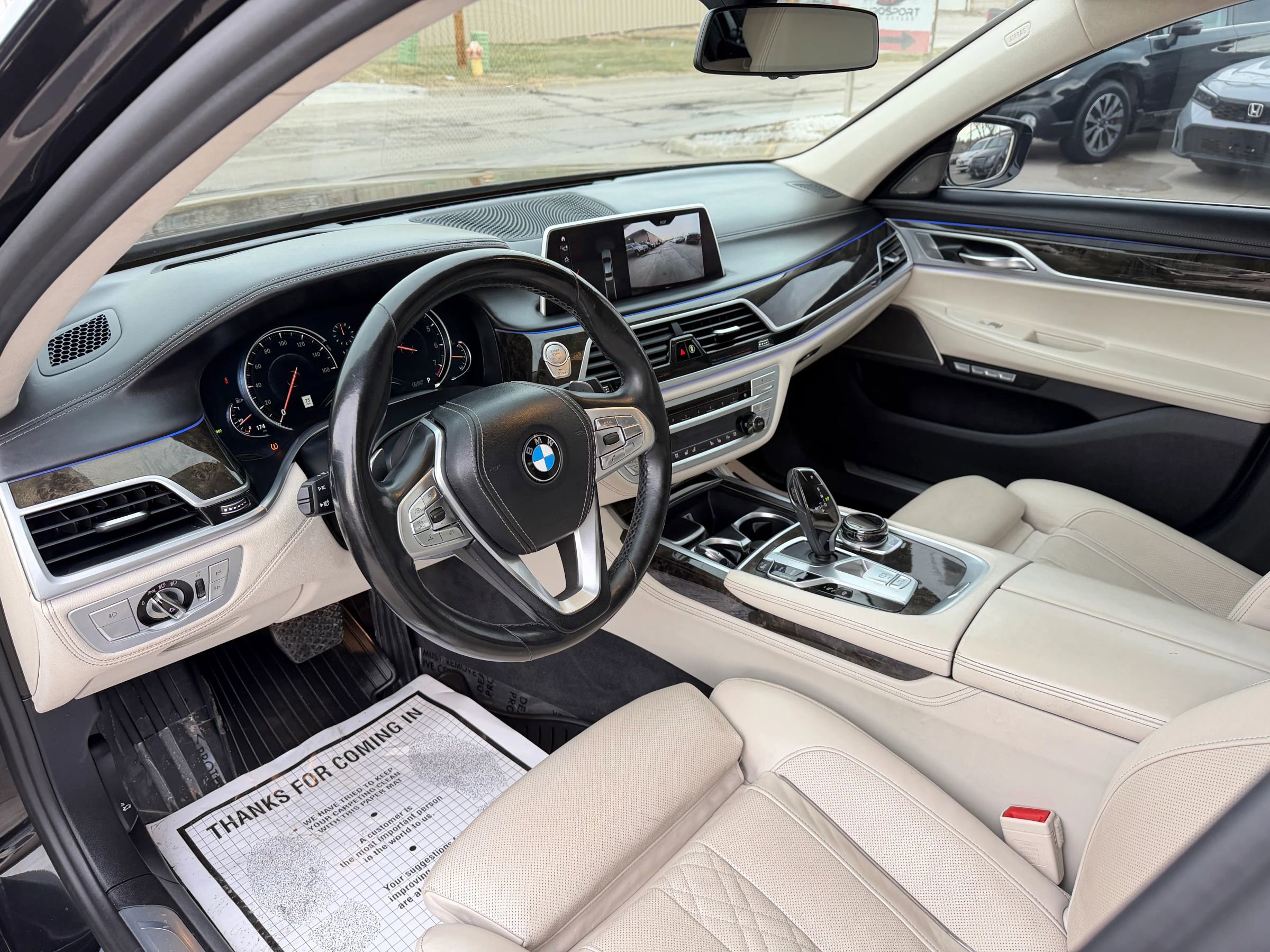Used 2018 BMW 750i xDrive image 10