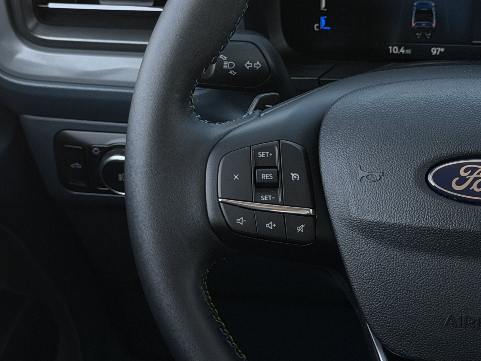 New 2026 Ford Maverick Lobo AWD/4WD image 13