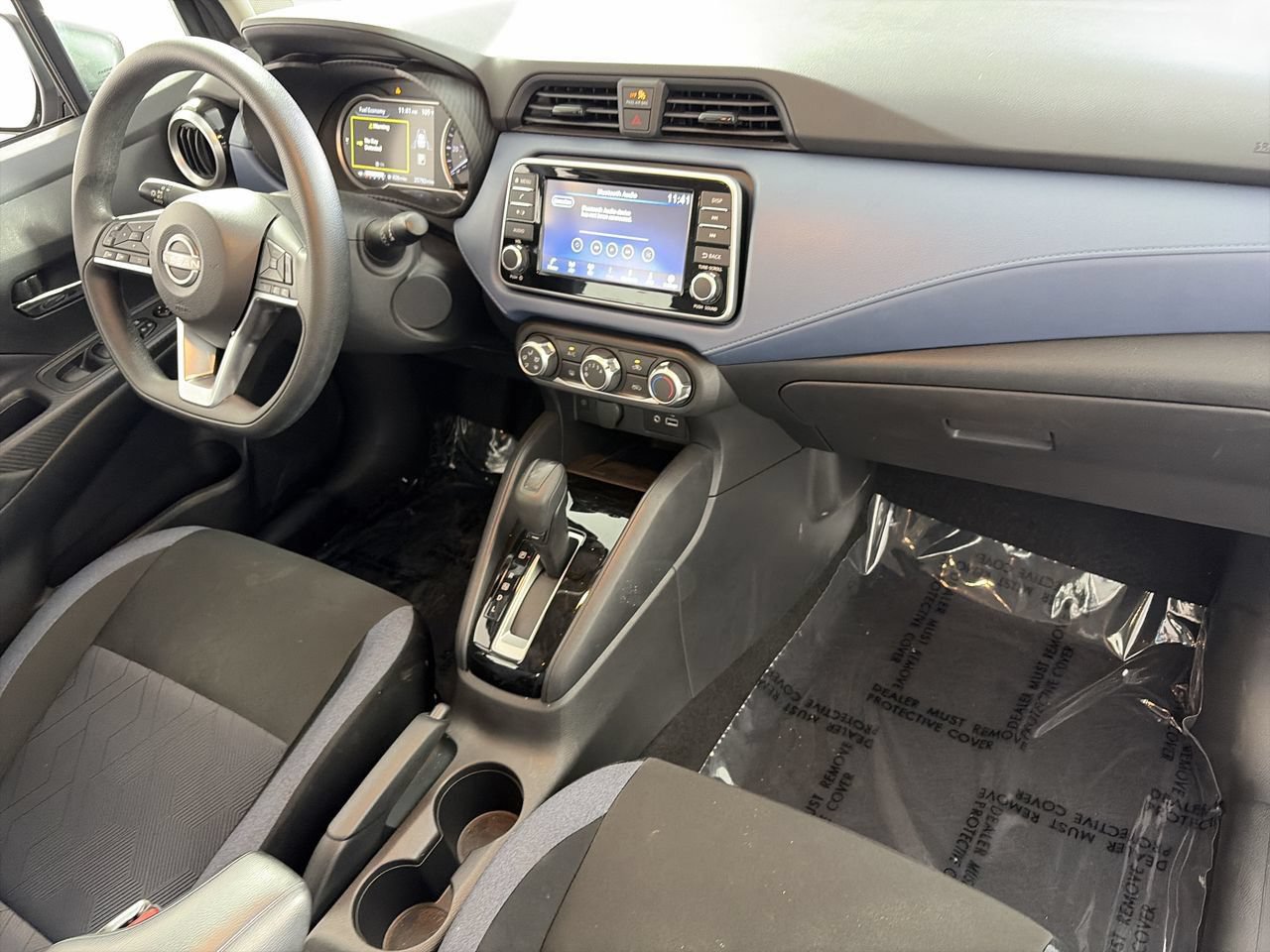 Used 2025 Nissan Versa SV FWD image 25