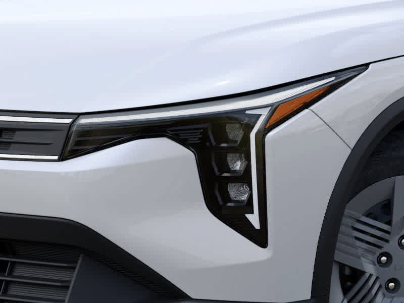 New 2025 Kia K4 FWD image 10