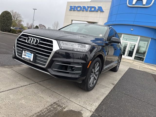 Used 2017 Audi Q7 3.0T Premium Plus w/ Premium Plus Package image 17