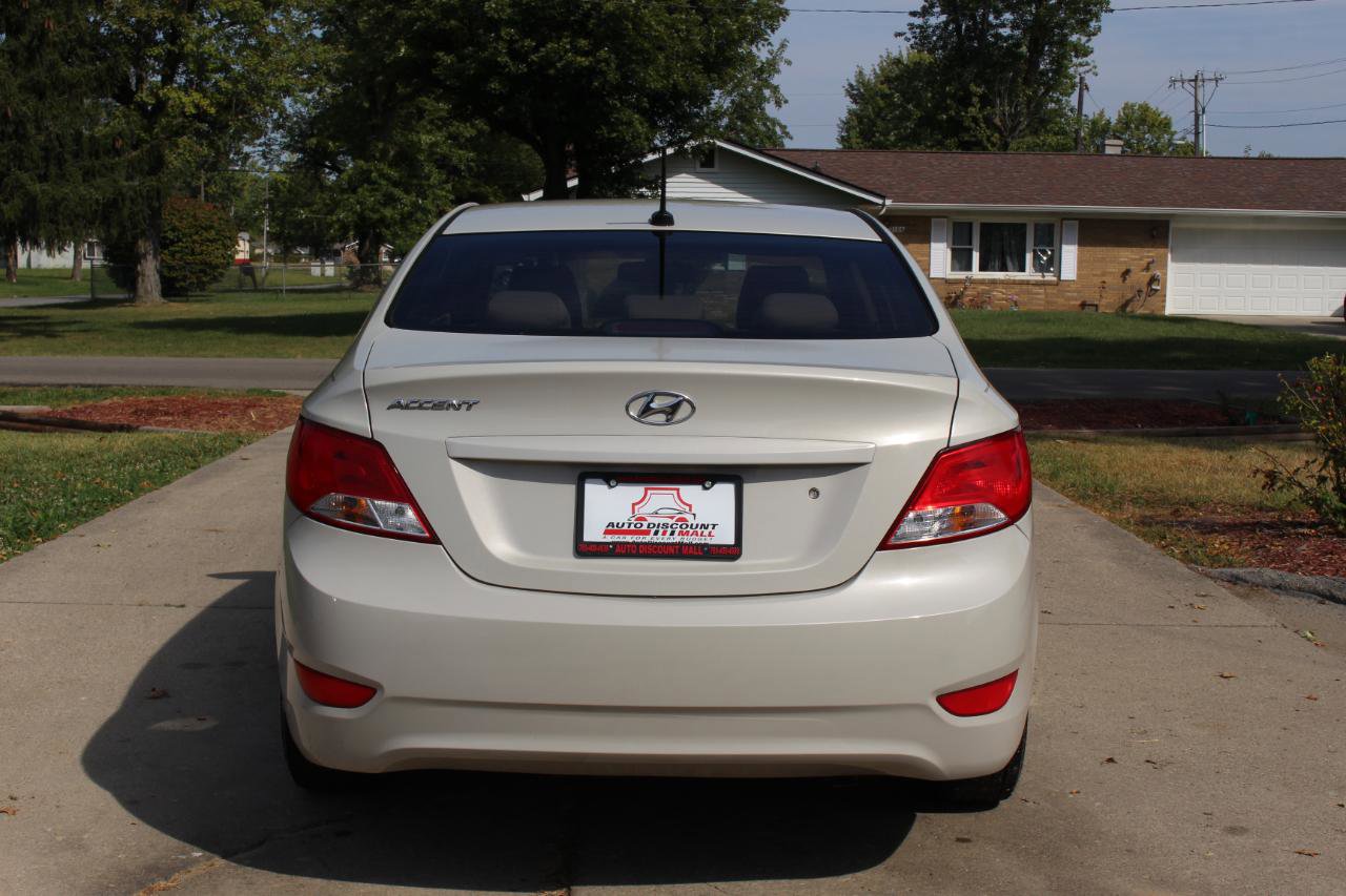 Used 2016 Hyundai Accent SE image 9