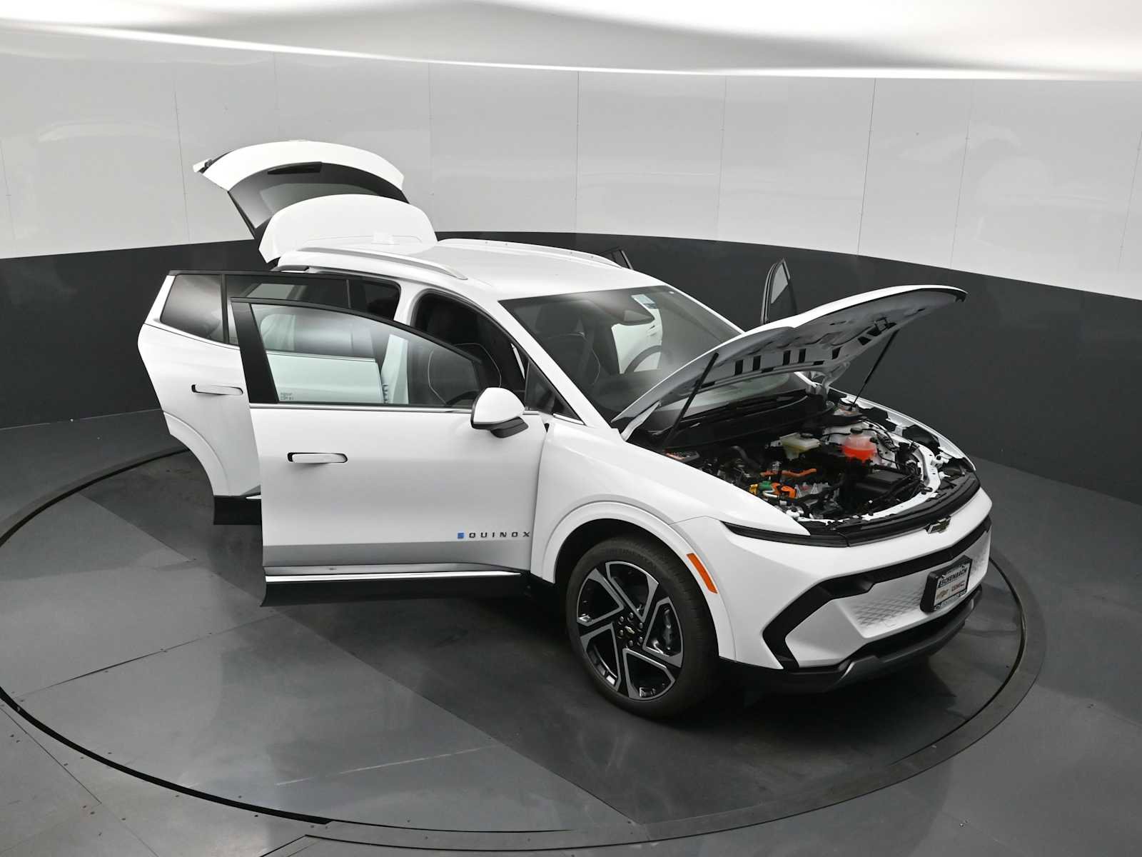 New 2026 Chevrolet Equinox EV LT image 26