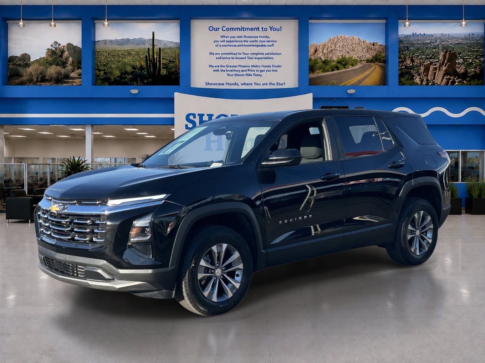 Used 2025 Chevrolet Equinox LT AWD/4WD image 2