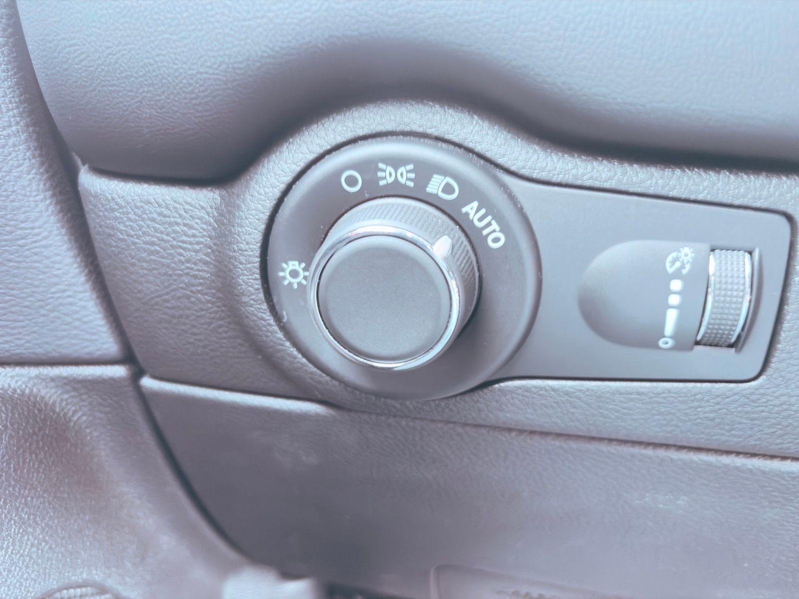 Used 2024 Dodge Durango GT image 20