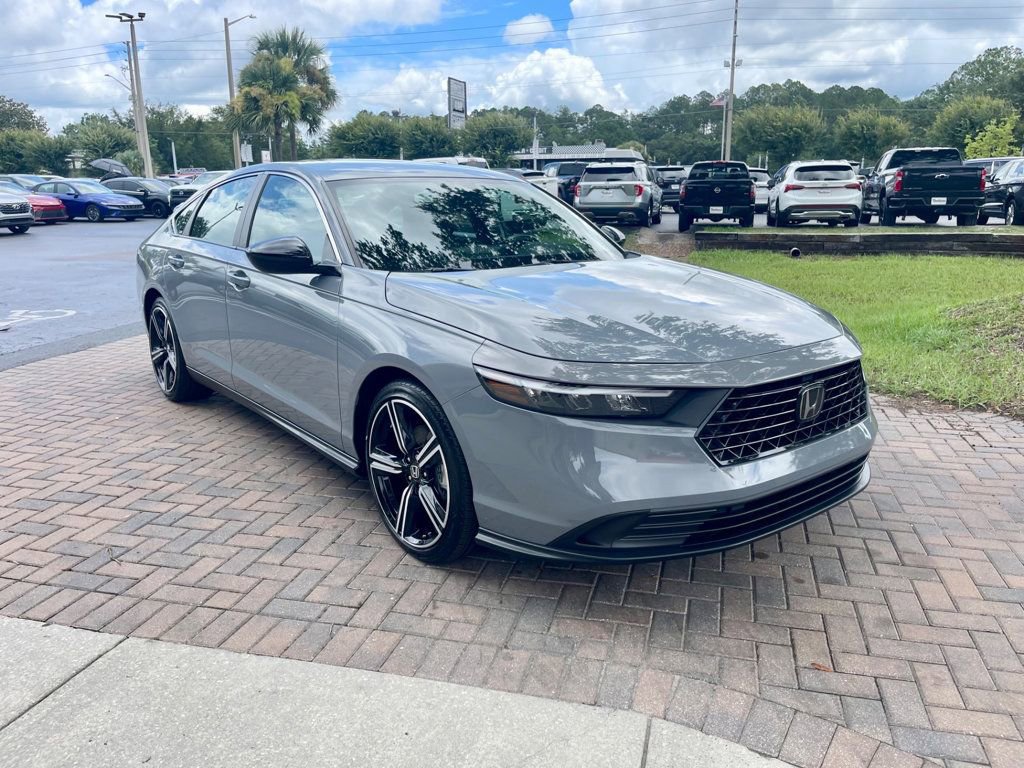 Used 2023 Honda Accord Sport image 7