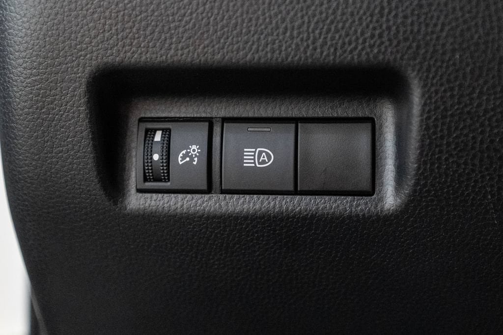 Used 2024 Toyota RAV4 Adventure AWD/4WD image 21