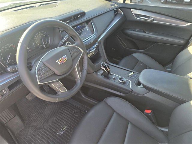 Used 2025 Cadillac XT5 Luxury image 21