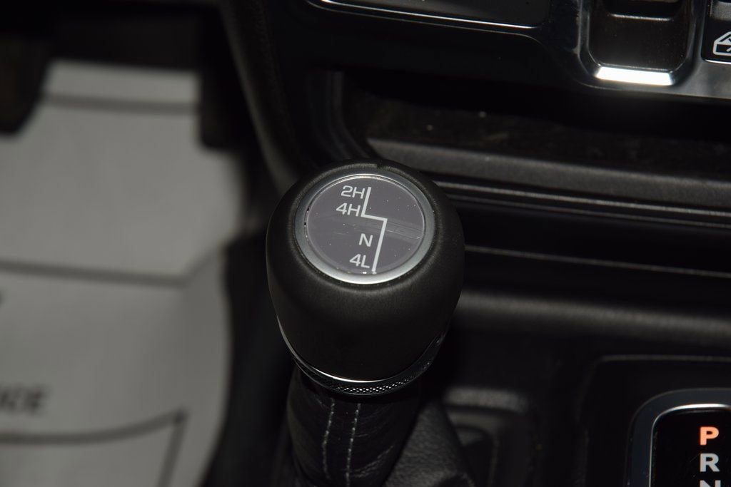 Used 2024 Jeep Wrangler Sahara w/ Technology Group image 36