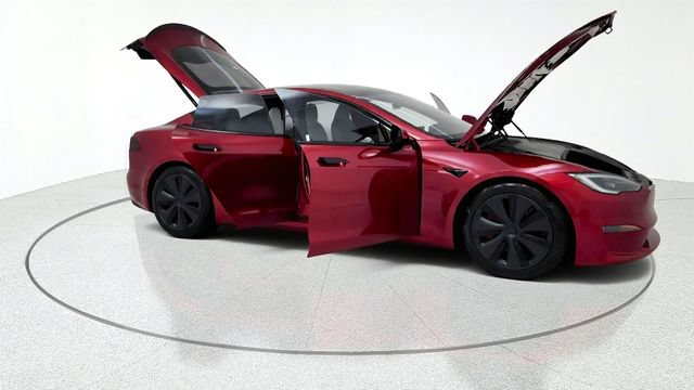 Used 2024 Tesla Model S Plaid AWD/4WD image 20