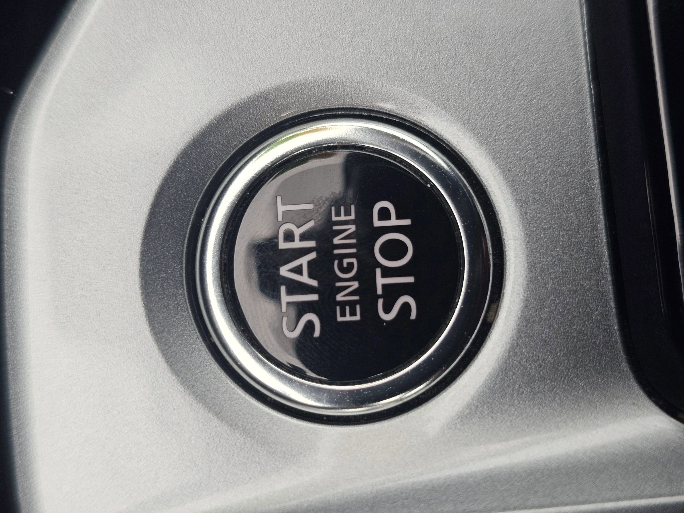 Used 2024 Nissan Altima 2.5 SV image 24
