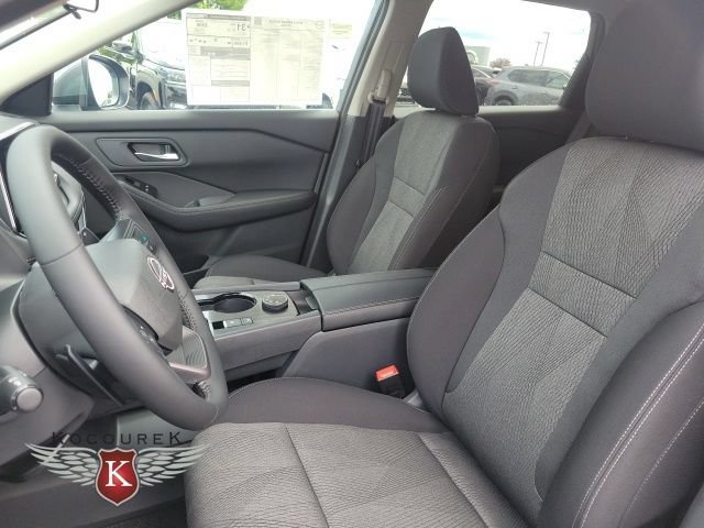 New 2026 Nissan Rogue SV w/ Cold Weather Package AWD/4WD image 11