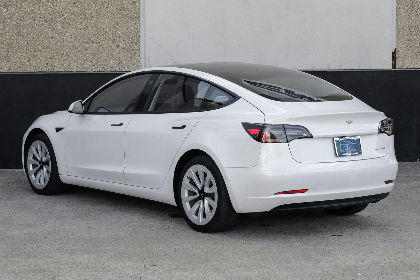 Used 2022 Tesla Model 3 Long Range AWD/4WD image 14