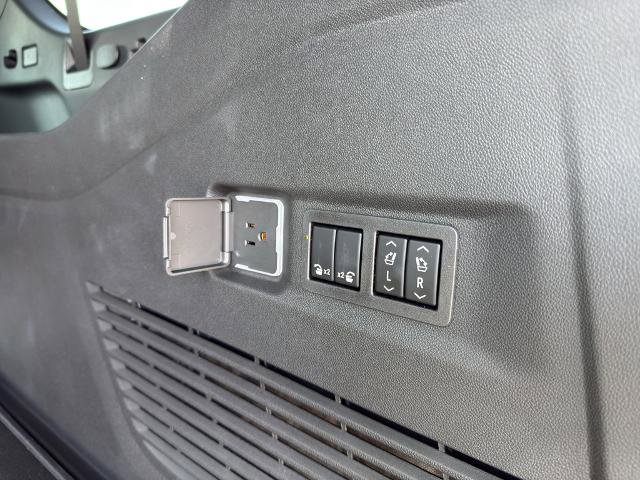 New 2026 GMC Yukon XL Denali Ultimate image 15