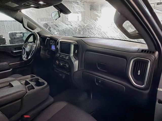 Used 2019 Chevrolet Silverado 1500 LT w/ Convenience Package AWD/4WD image 12