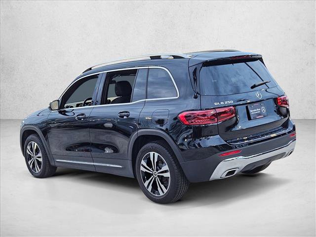 Used 2025 Mercedes-Benz GLB 250 image 8