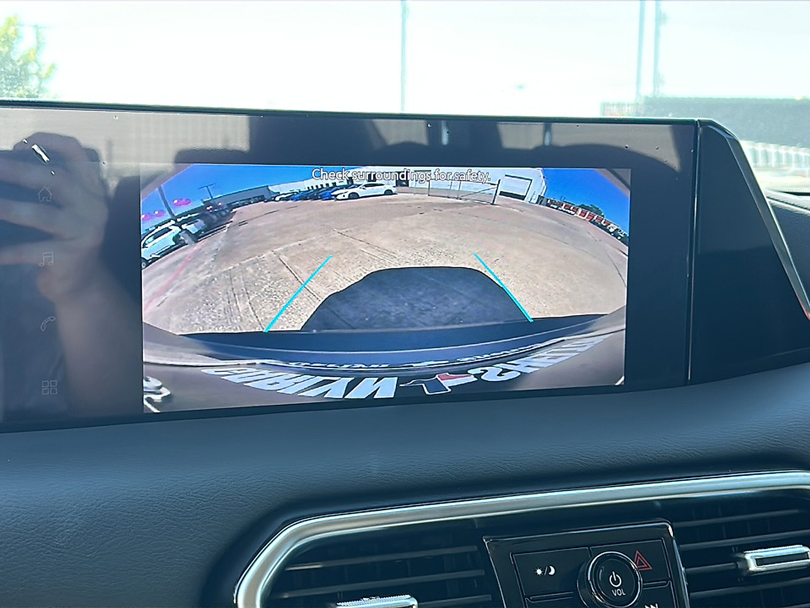 New 2026 Nissan Armada SV image 23