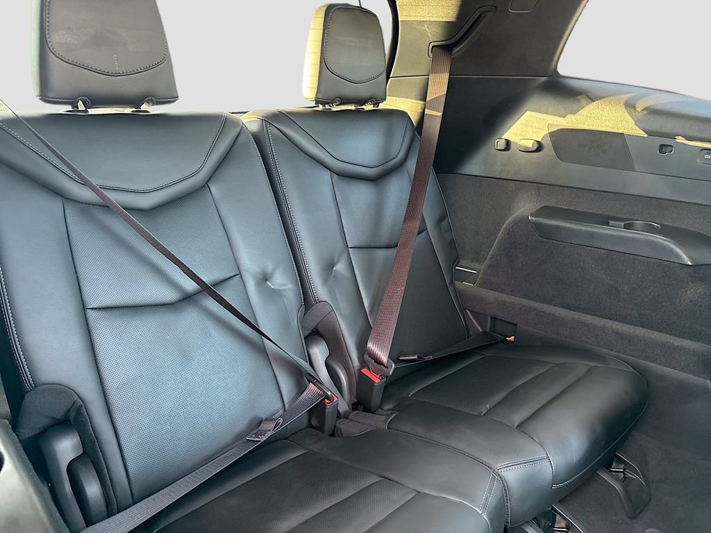 Used 2024 Cadillac XT6 Premium Luxury w/ LPO, Floor Liner Package AWD/4WD image 29