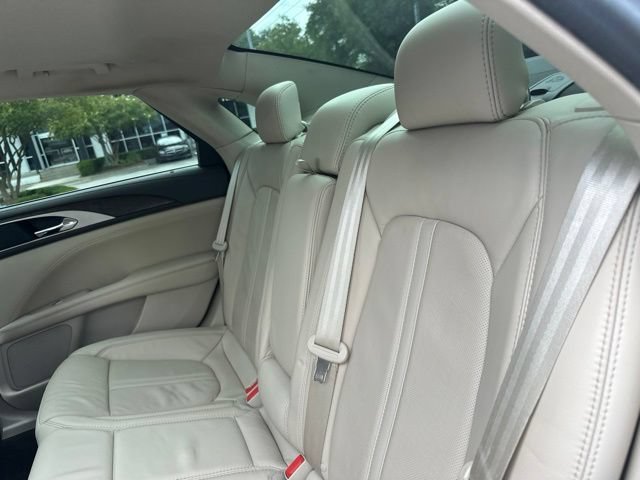 Used 2017 Lincoln MKZ Reserve FWD image 22