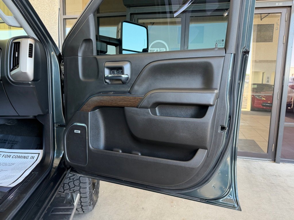 Used 2017 GMC Sierra 3500 Denali w/ Duramax Plus Package AWD/4WD image 40