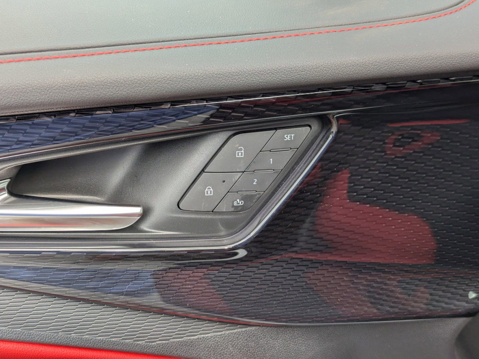 New 2024 Chevrolet Blazer EV RS image 19