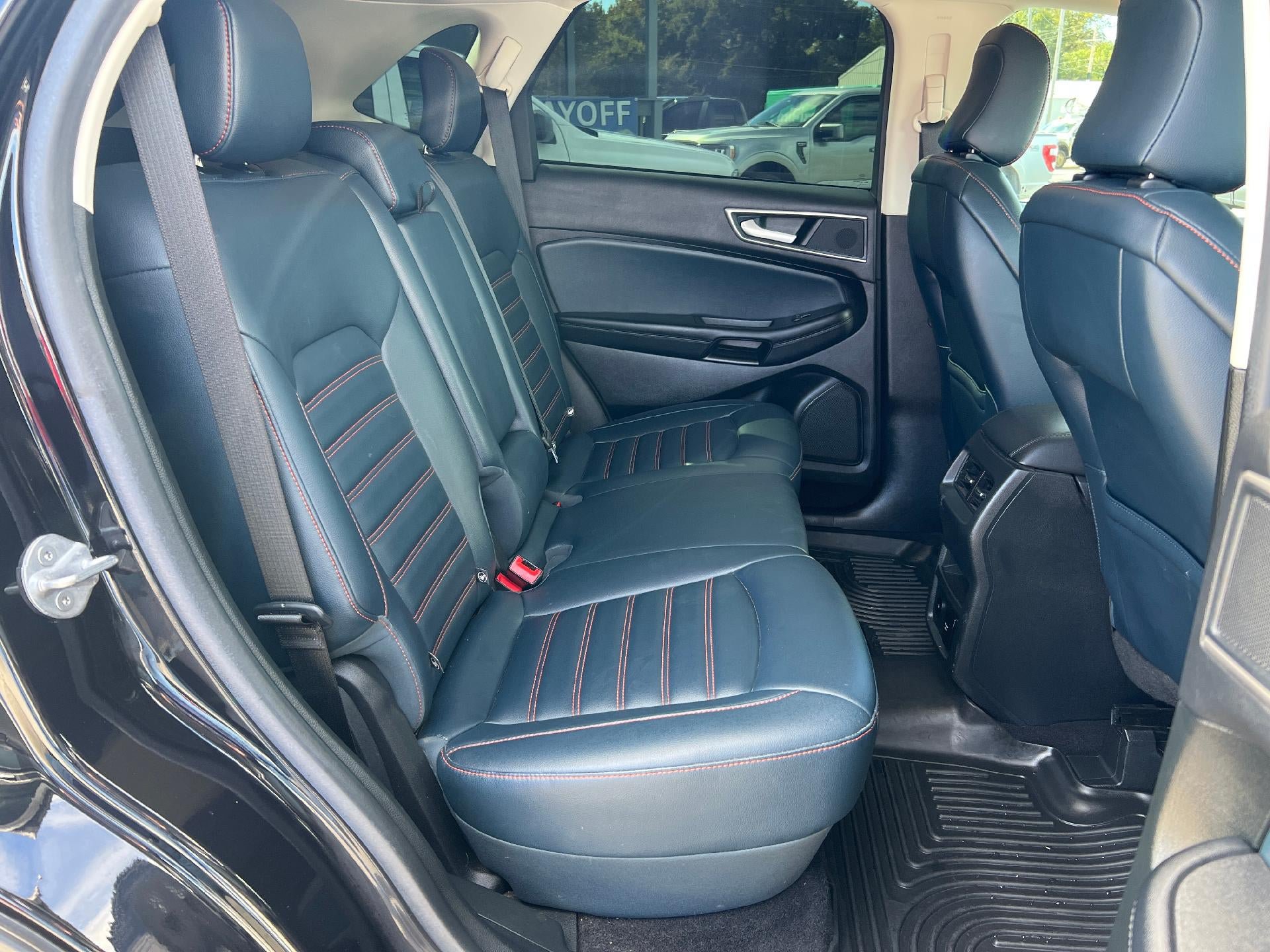 Used 2023 Ford Edge SEL w/ Sport Appearance Package AWD/4WD image 10