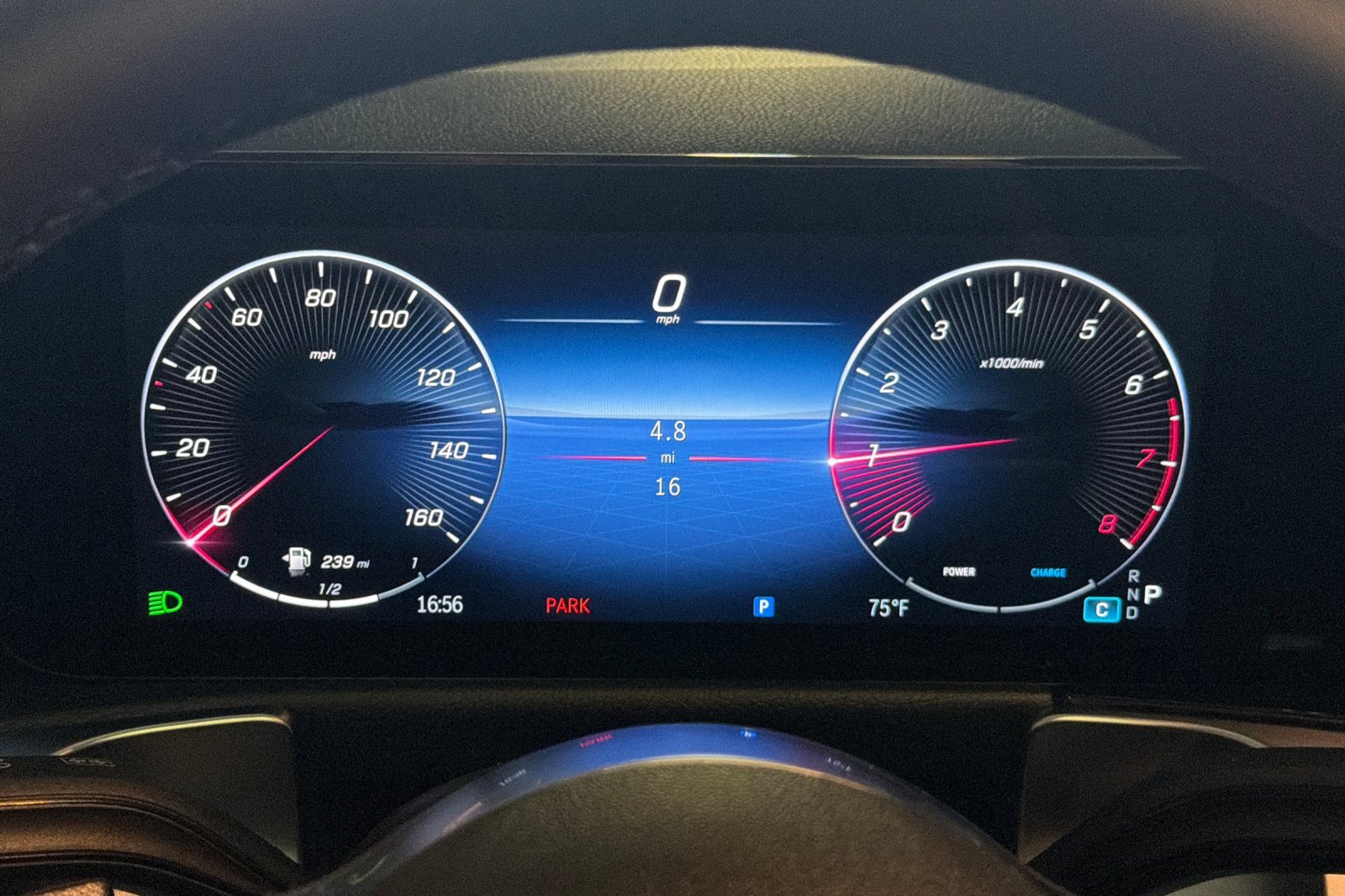 New 2026 Mercedes-Benz GLB 250 4MATIC image 22
