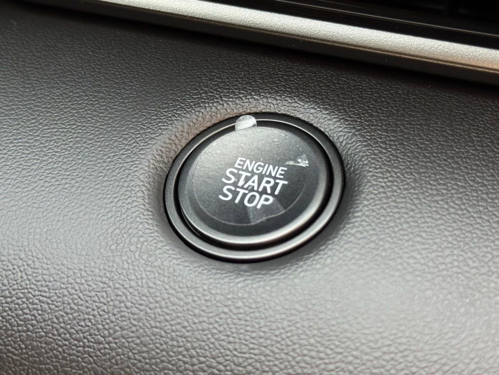 Used 2025 Hyundai Elantra Sport image 26