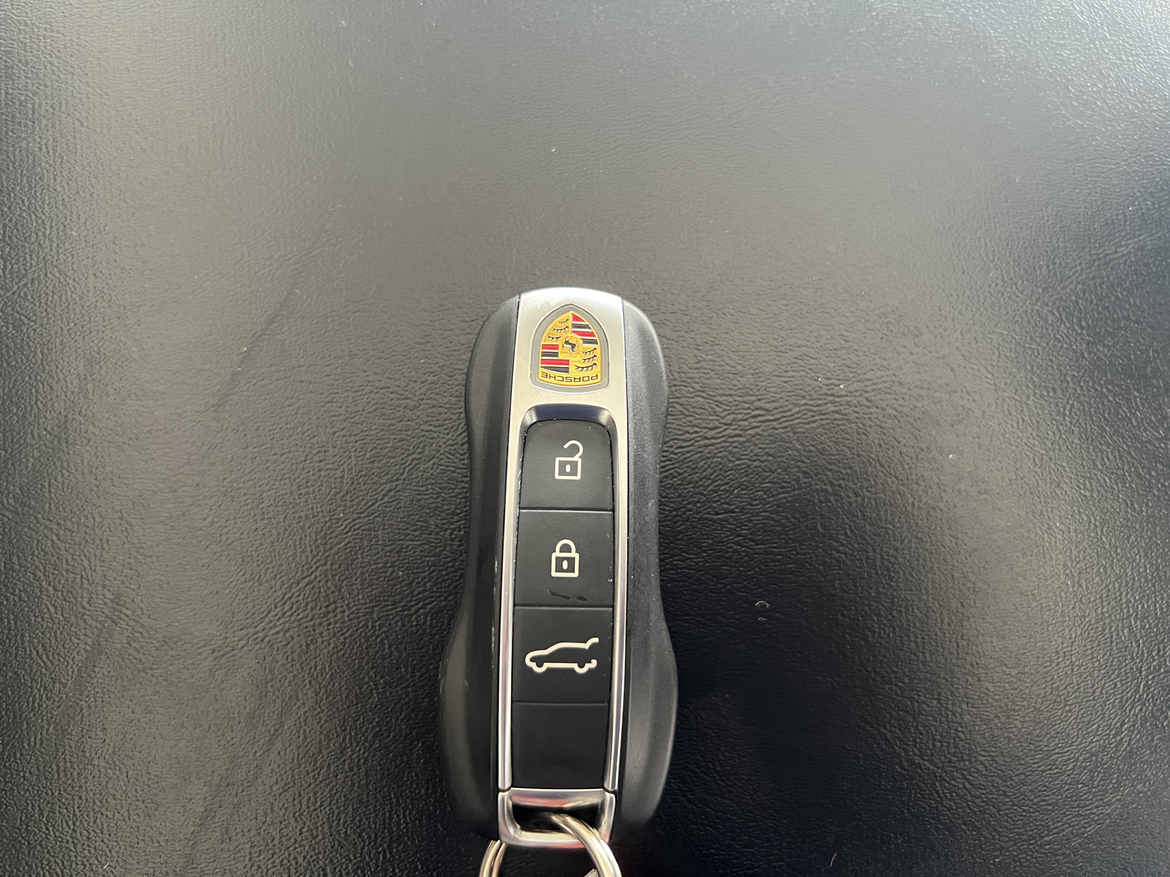Certified 2023 Porsche Cayenne Turbo AWD/4WD image 25