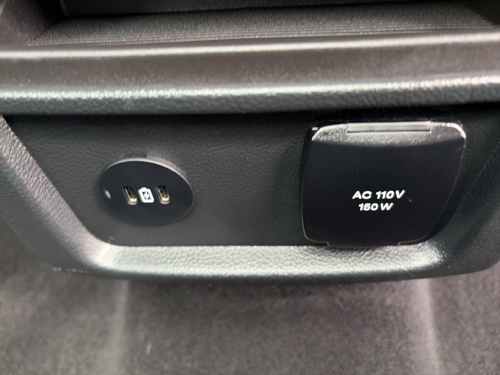 Used 2024 Ford Edge ST-Line AWD/4WD image 34