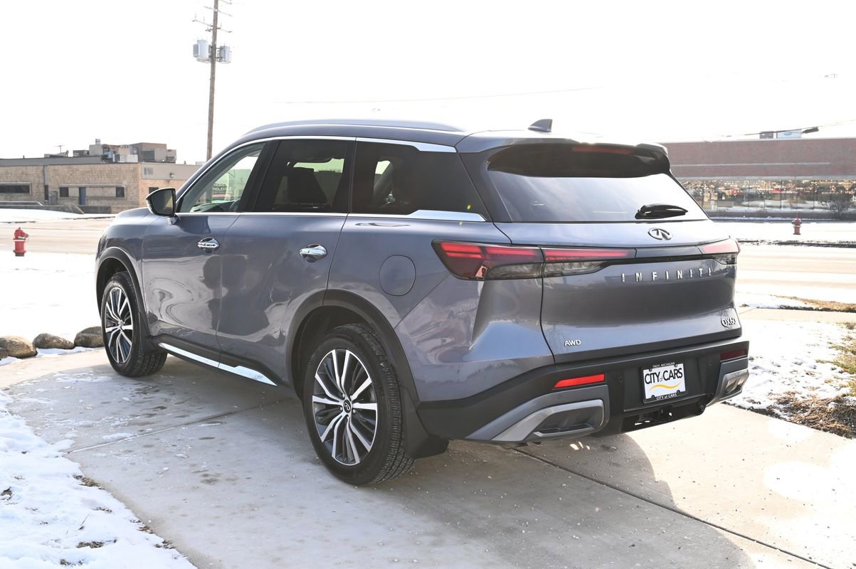Used 2025 INFINITI QX60 Sensory image 7