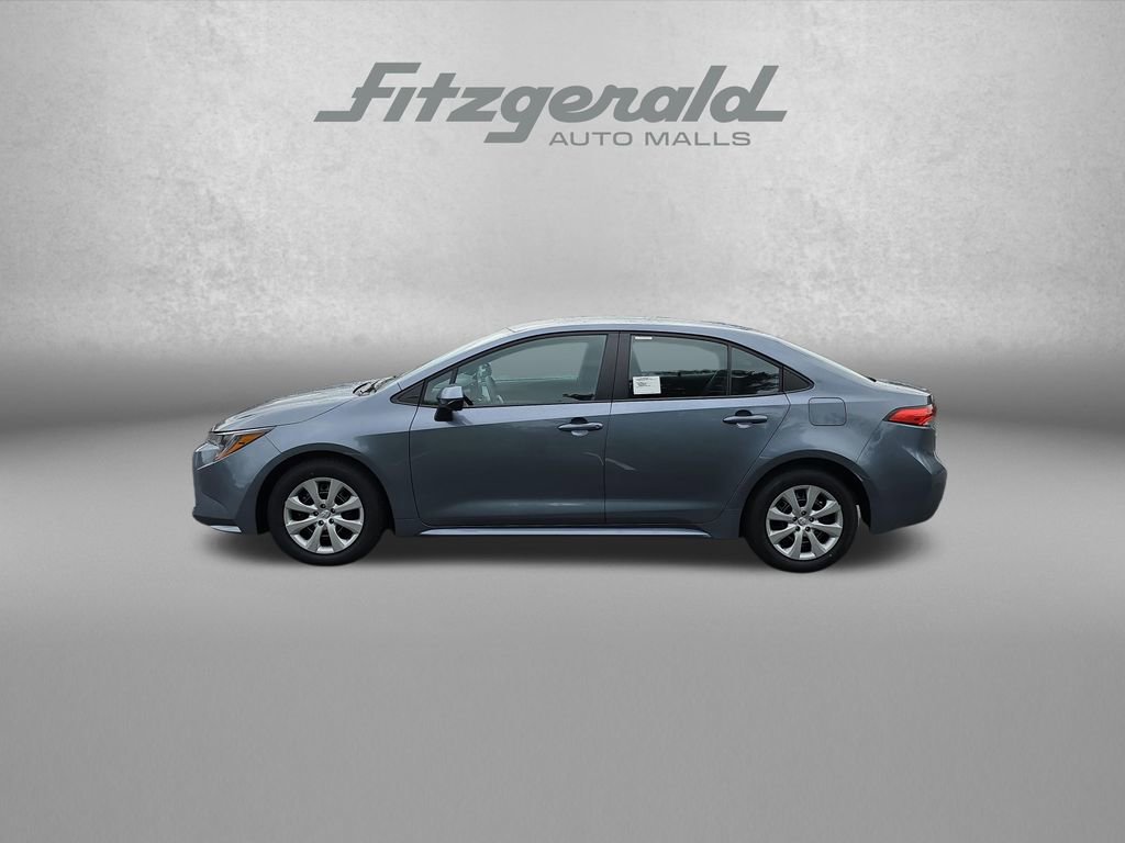 Used 2026 Toyota Corolla LE FWD image 4