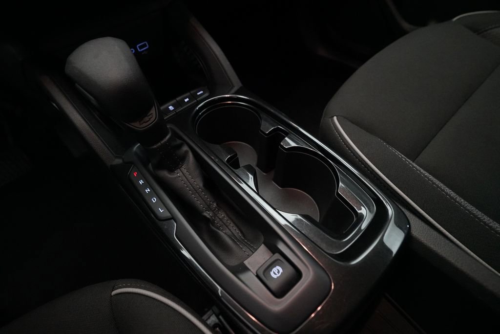 Used 2025 Chevrolet TrailBlazer LT AWD/4WD image 16